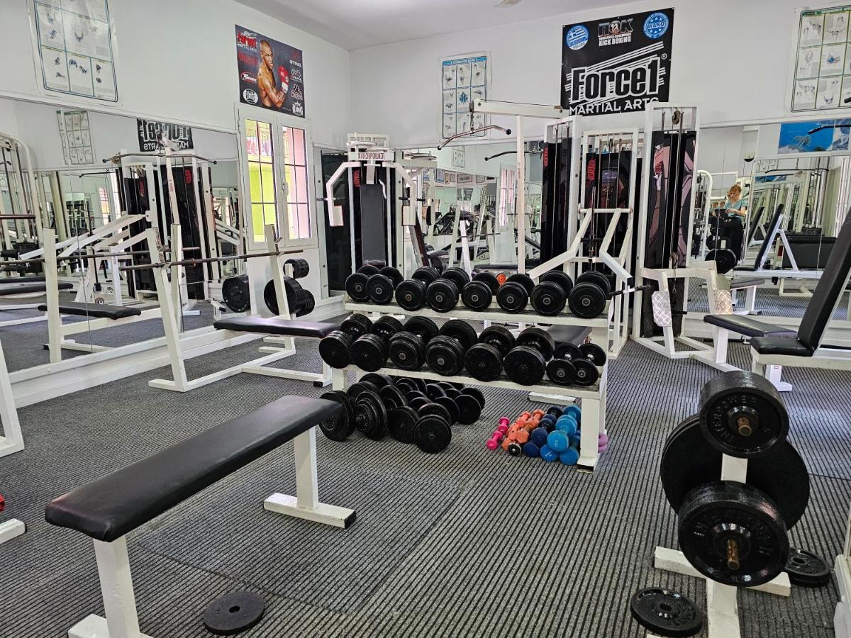 Gosia Apartment Gym Included Lixouri Exterior photo